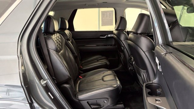 Used 2022 Hyundai Palisade Limited AWD/4WD image 31