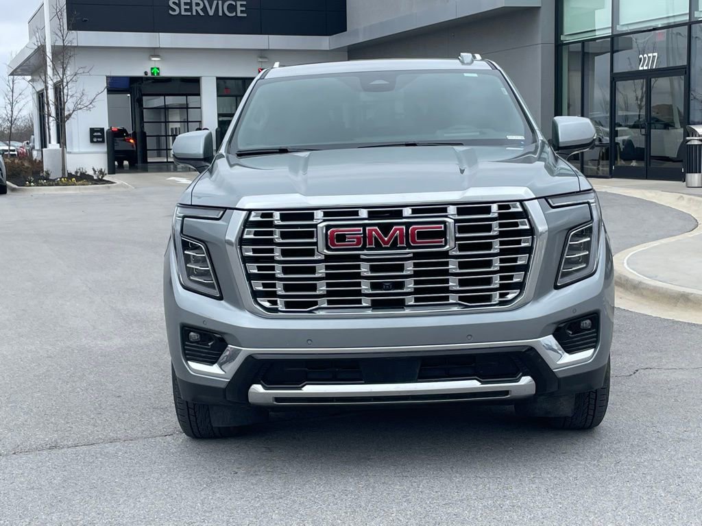 Used 2025 GMC Yukon Denali image 2