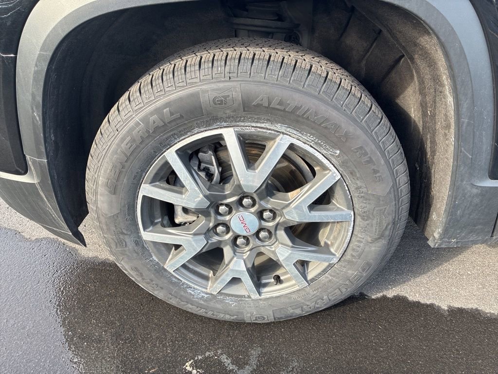 Used 2023 GMC Acadia SLE w/ Driver Convenience Package image 15