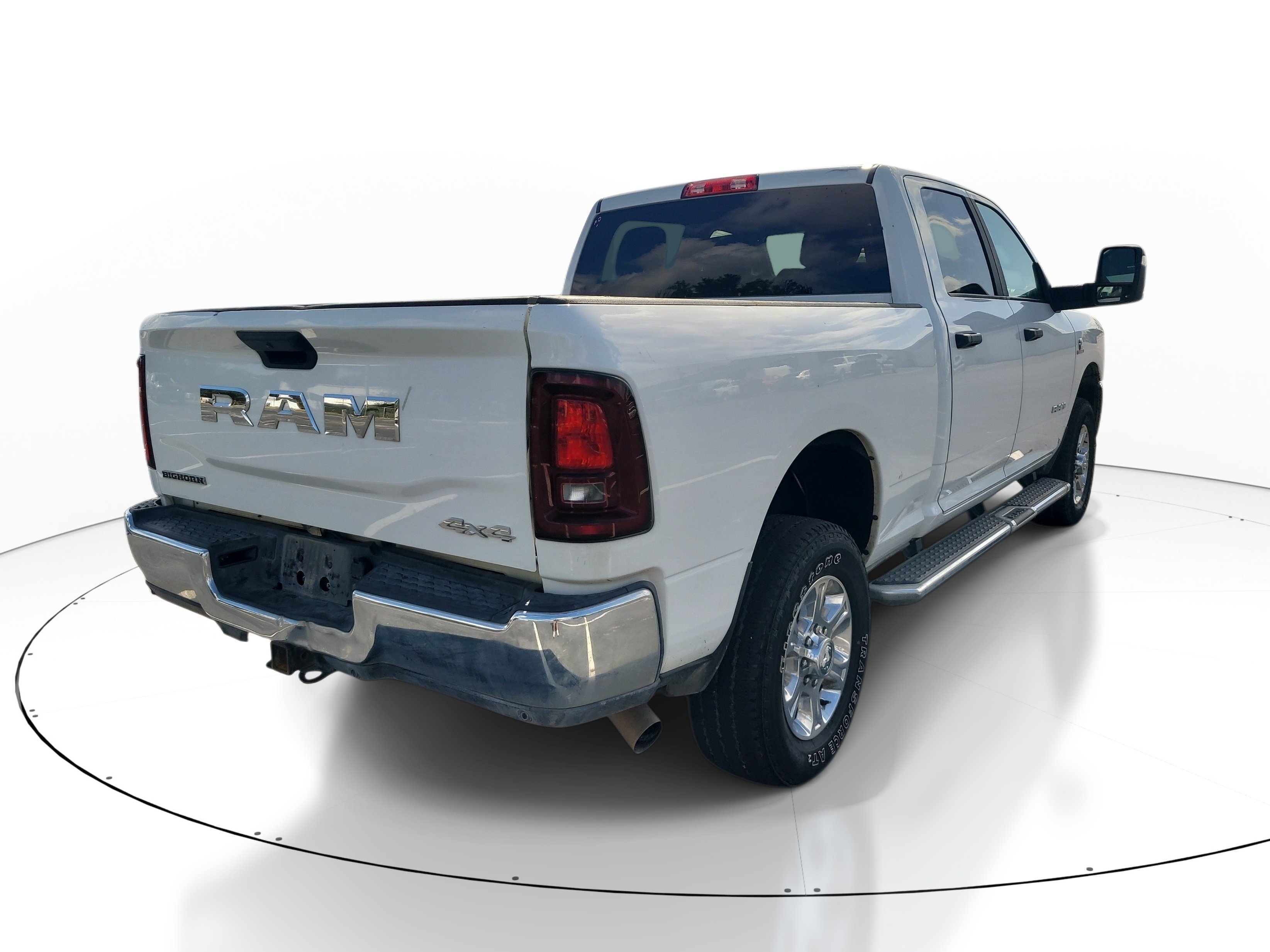 Used 2025 RAM 2500 Big Horn AWD/4WD image 4