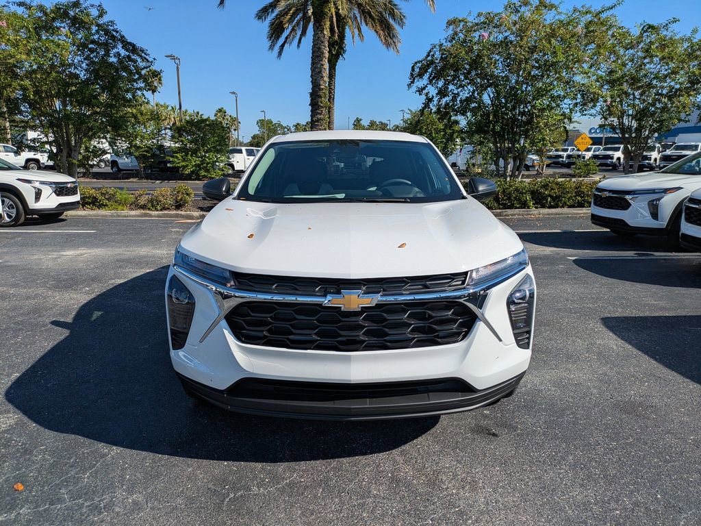 New 2026 Chevrolet Trax LS w/ Driver Confidence Package image 9