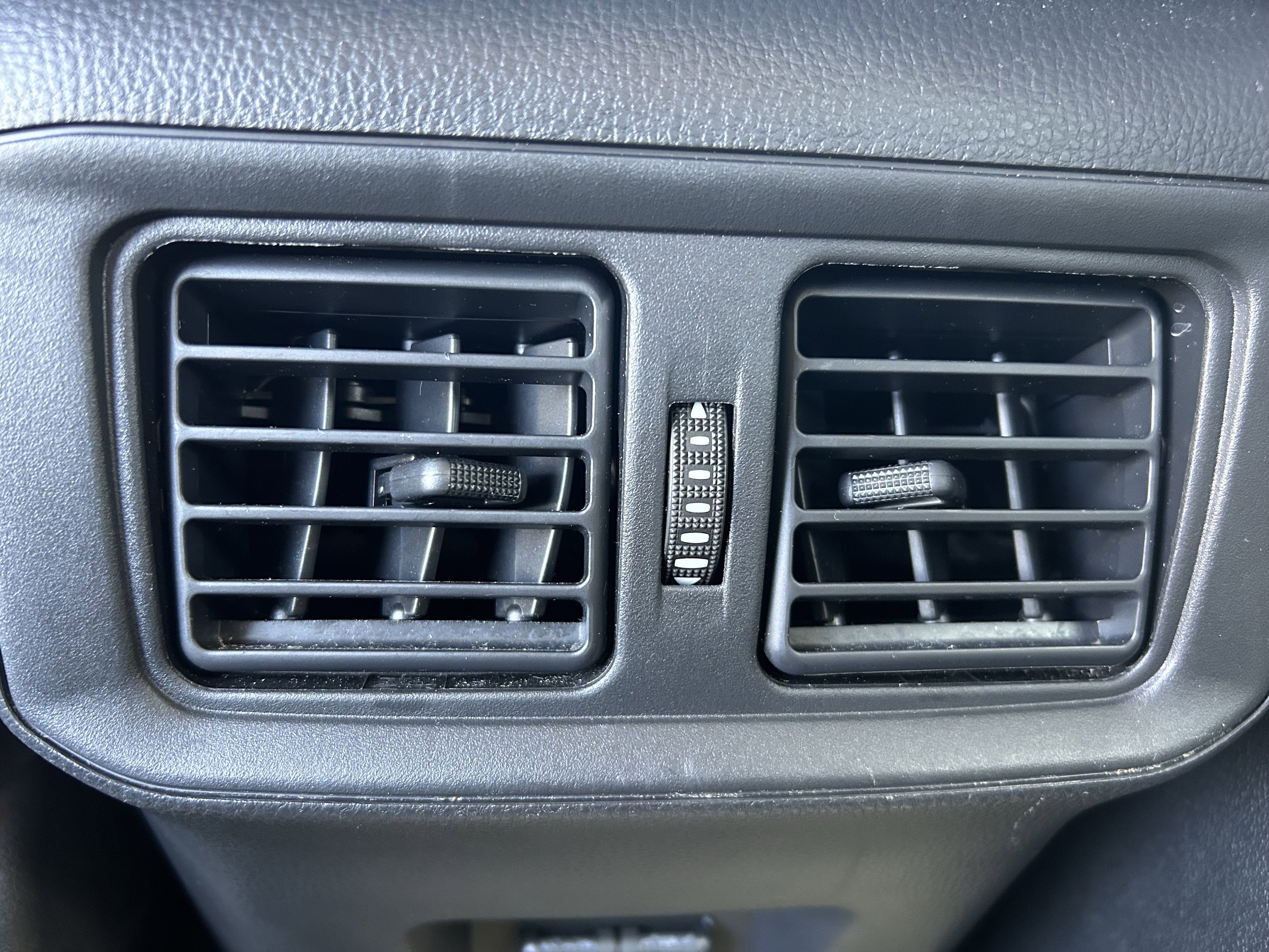 Certified 2025 Toyota RAV4 XLE AWD/4WD image 19