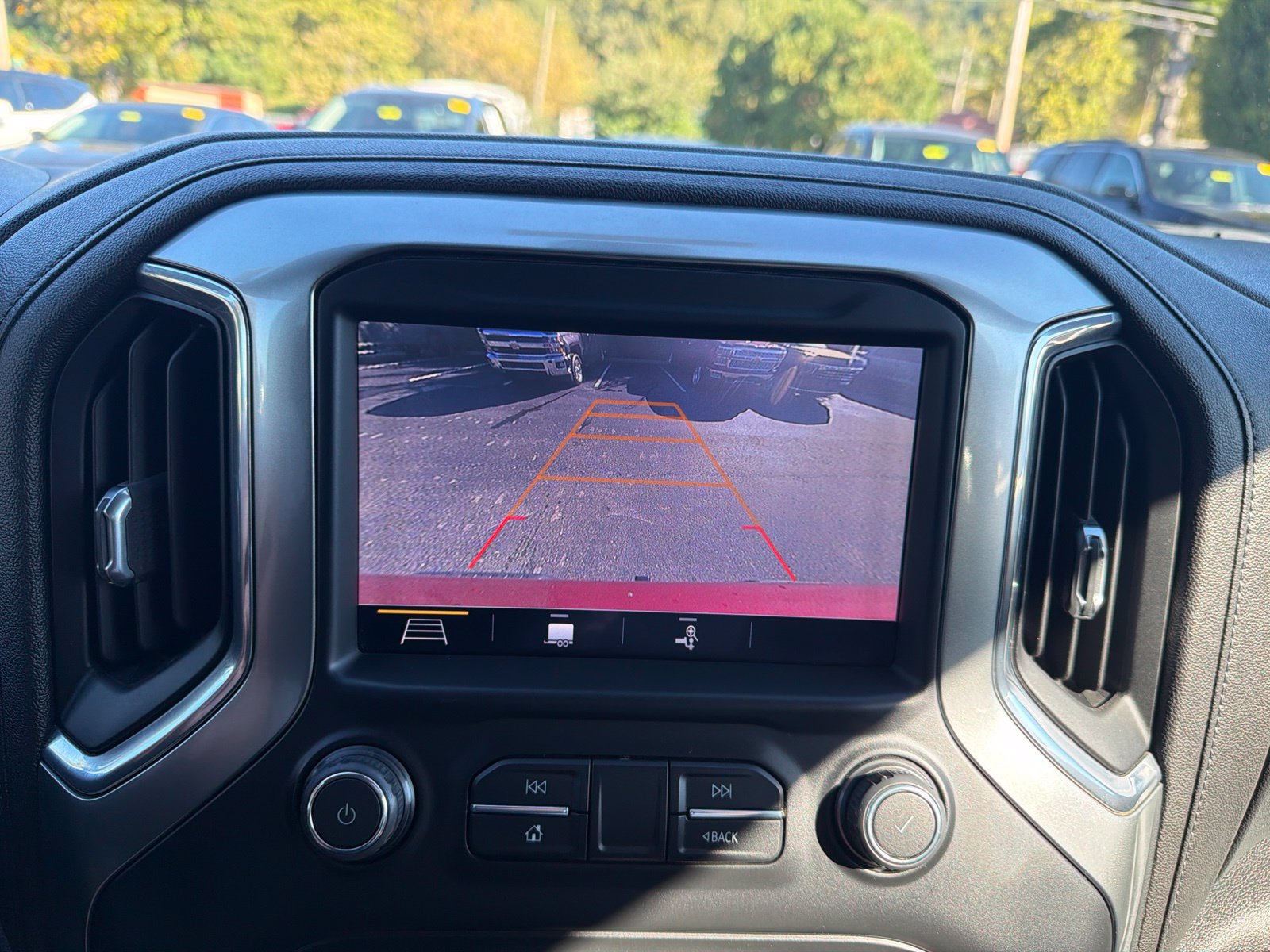 Used 2019 Chevrolet Silverado 1500 LT w/ All-Star Edition AWD/4WD image 20