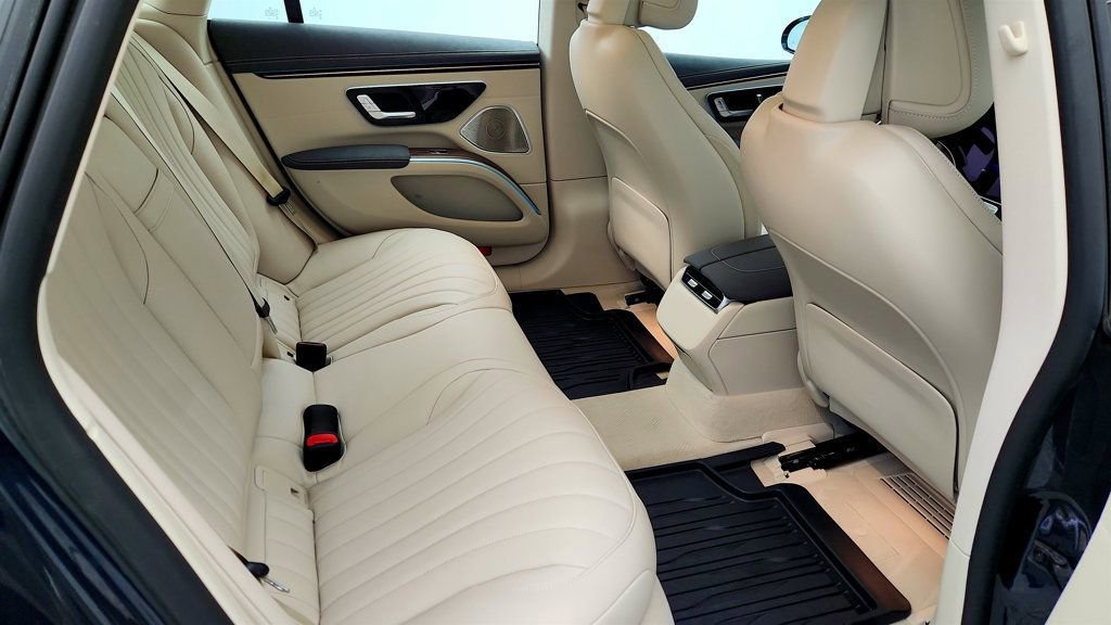 Used 2023 Mercedes-Benz EQS 580 EQS 580 4MATIC Sedan with Natu image 23