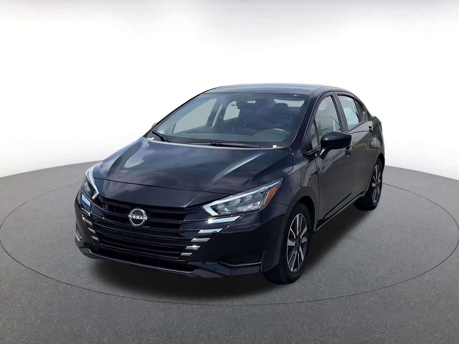 Used 2025 Nissan Versa SV FWD image 6