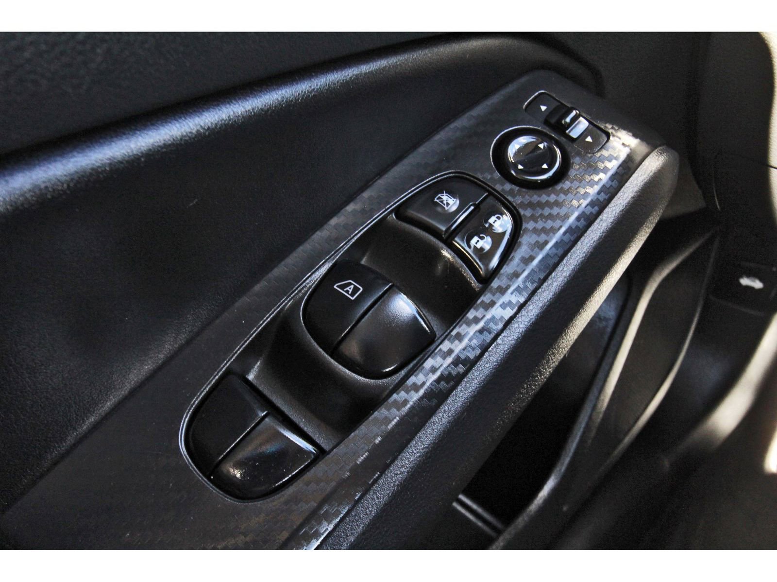 Used 2024 Nissan Altima 2.5 SV image 22