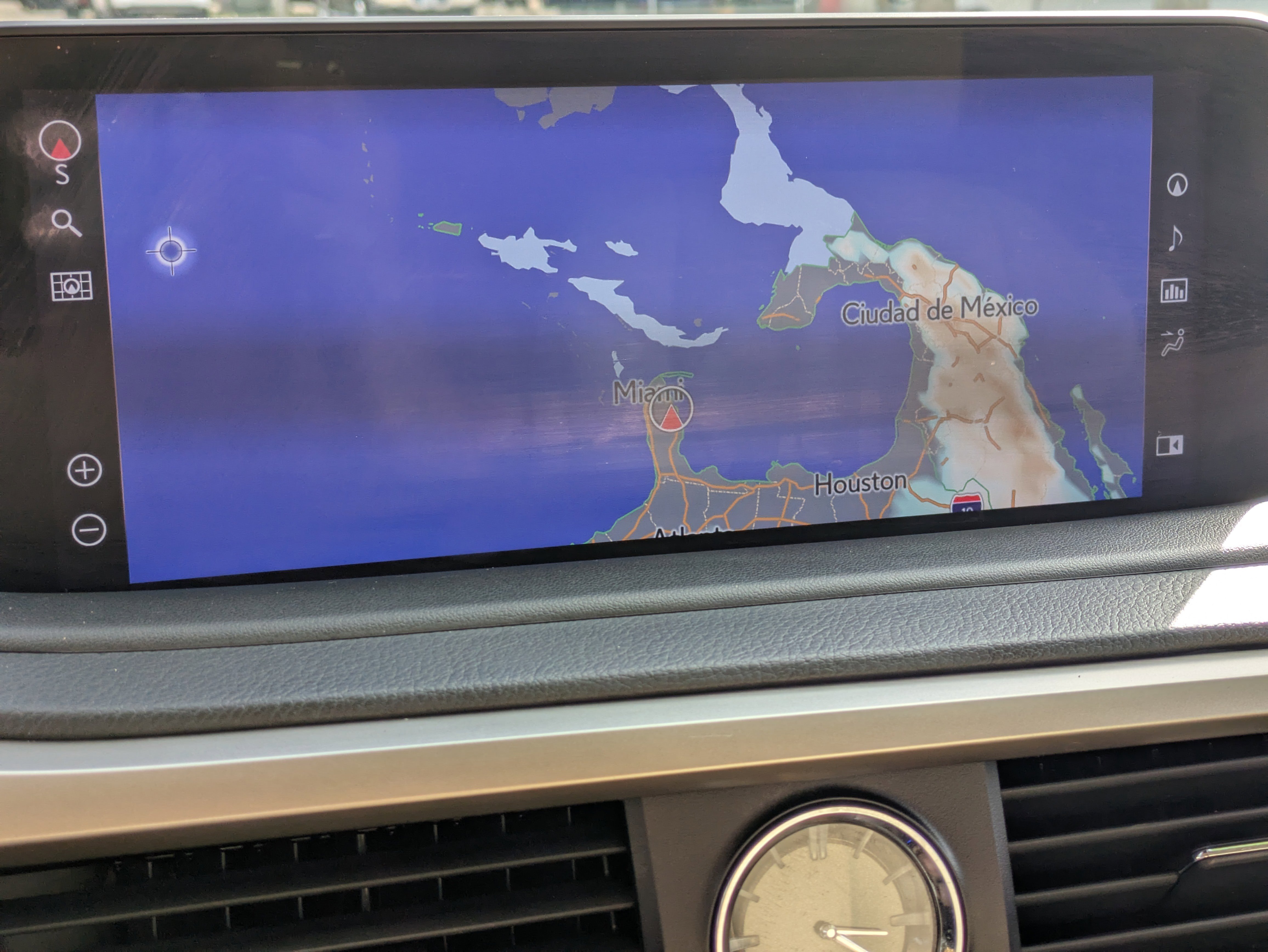 Used 2021 Lexus RX 350L RX 350L w/ Premium Package image 34