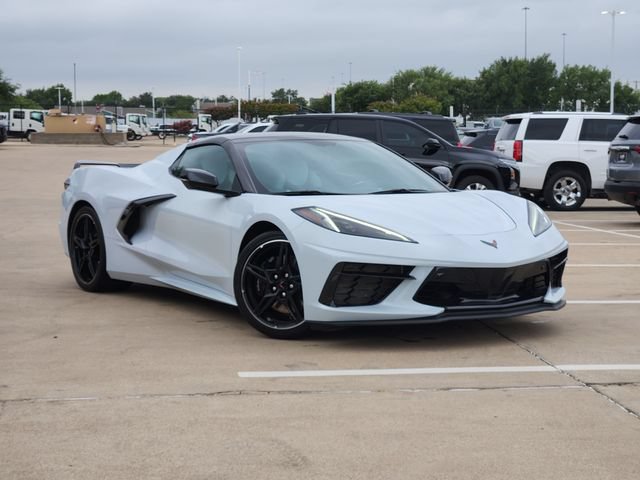 Used 2021 Chevrolet Corvette Stingray Preferred Conv w/ Z51 Performance Package RWD image 2