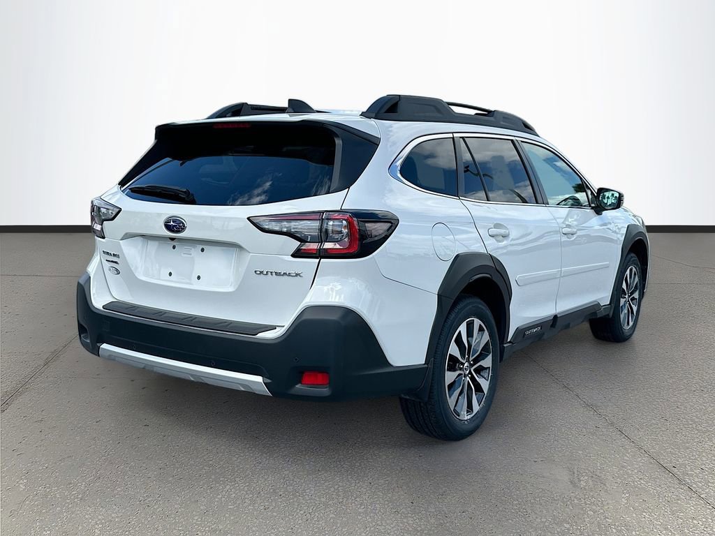 Used 2023 Subaru Outback Limited image 7