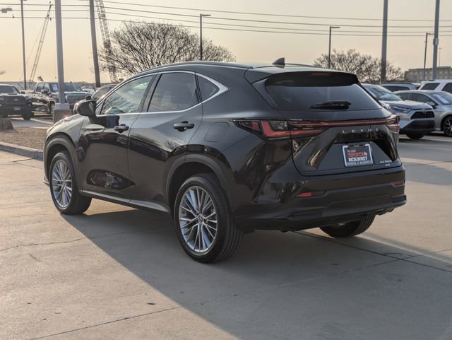 Used 2023 Lexus NX 300h AWD w/ Vision Package image 8