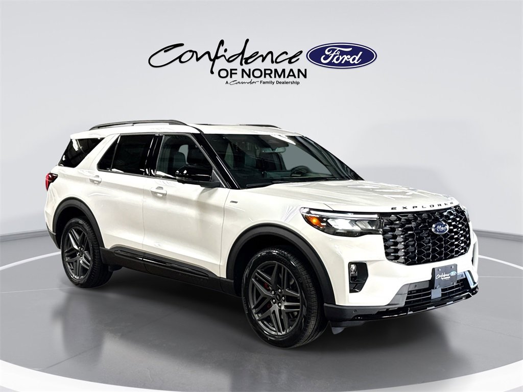 New 2026 Ford Explorer ST-Line w/ ST-Line Street Pack image 1