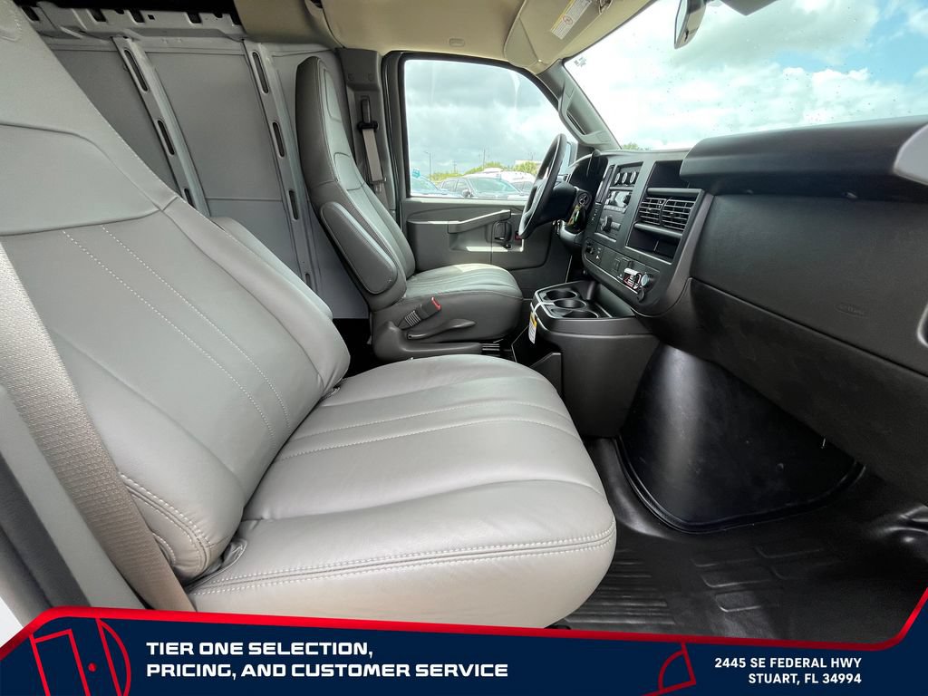 New 2026 GMC Savana 2500 w/ Driver Convenience Package RWD image 14