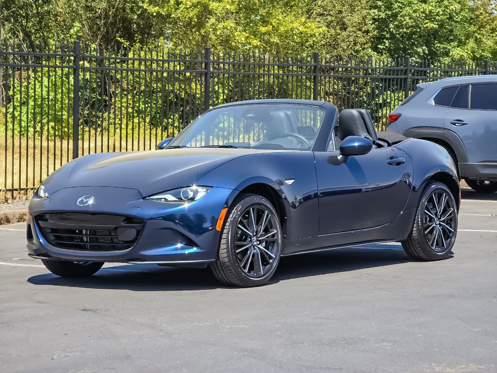 New 2025 MAZDA MX-5 Miata Grand Touring w/ Weather Package image 8