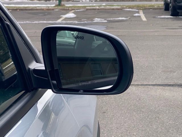 New 2026 Jeep Compass Latitude w/ Sun and Sound Group image 13