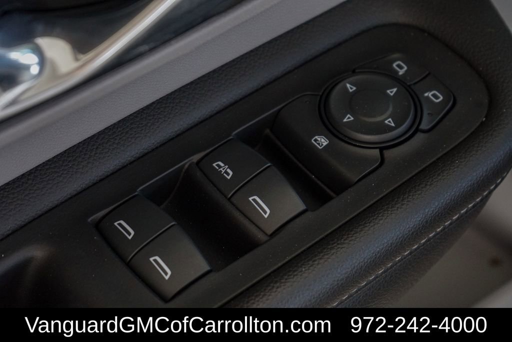 Used 2023 GMC Terrain SLE w/ Driver Convenience Package image 22