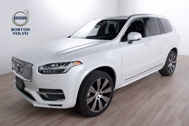 Certified 2025 Volvo XC90 T8 Plus w/ Protection Package Premier