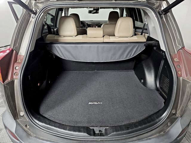 Used 2015 Toyota RAV4 Limited w/ Technology Package image 29