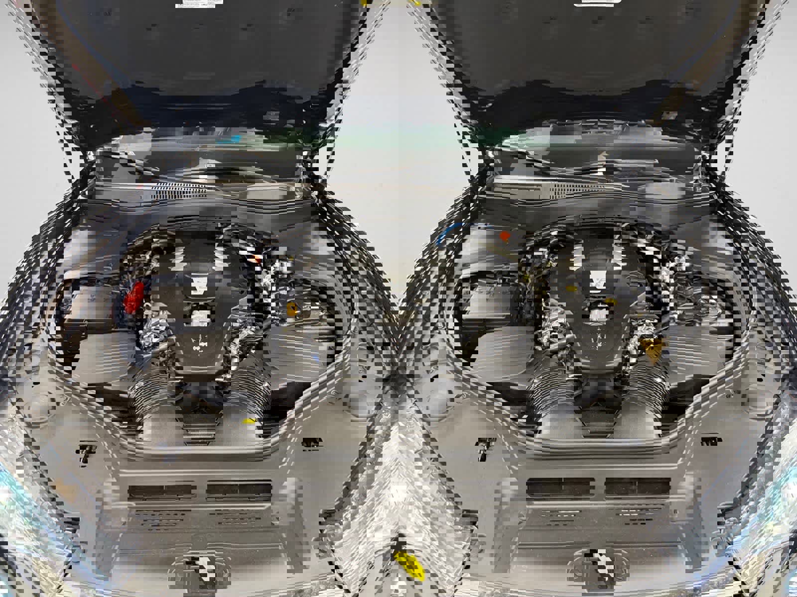 Used 2021 Maserati Levante image 8