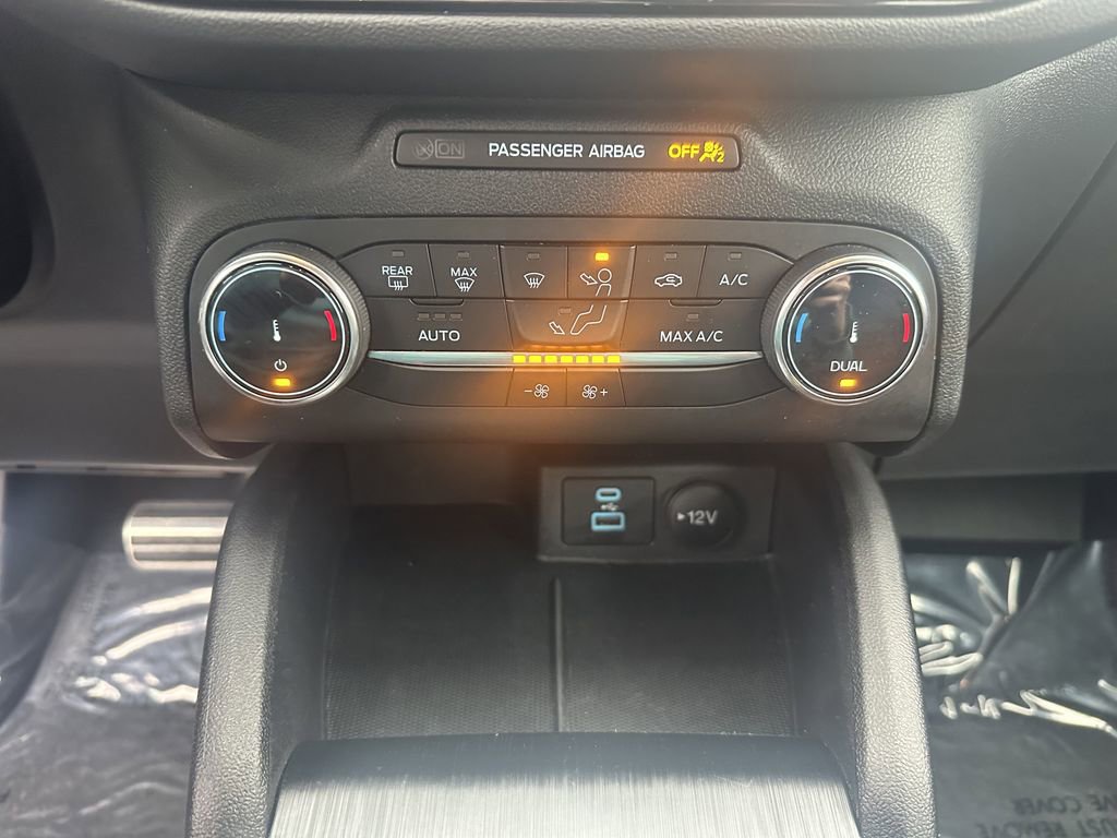 Used 2023 Ford Escape ST-Line image 16