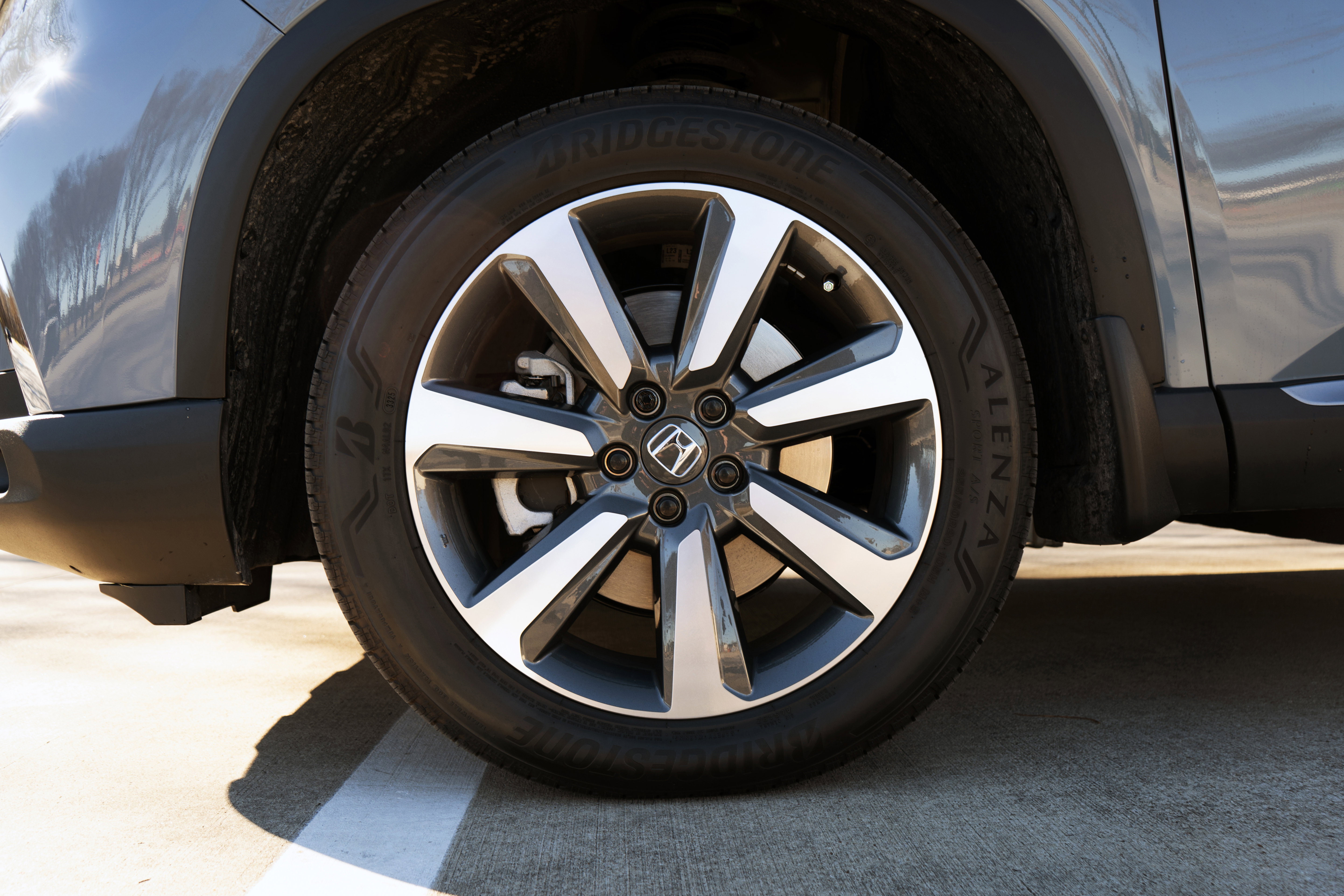 Used 2025 Honda Pilot Elite image 14