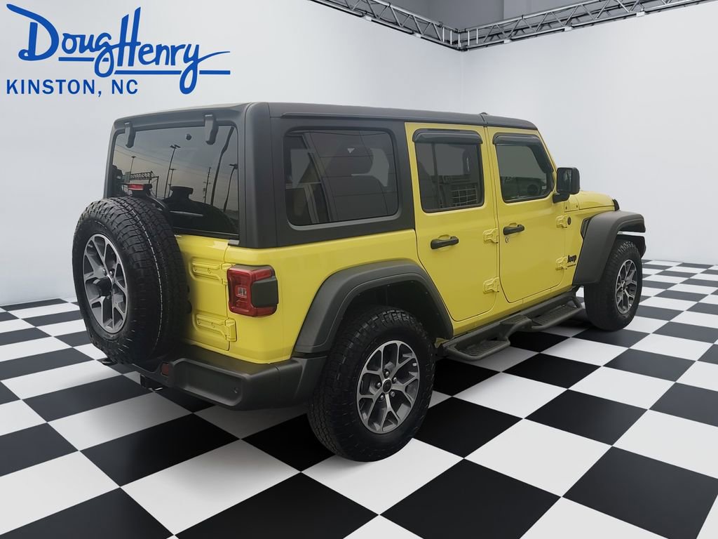 Used 2024 Jeep Wrangler Sport S image 5