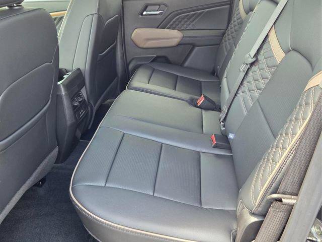 New 2026 GMC Canyon Denali w/ LPO, Denali Black Edition AWD/4WD image 12