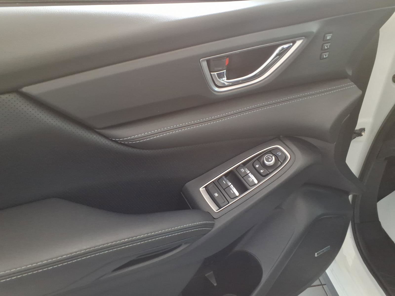 Certified 2023 Subaru Ascent Limited w/ Technology Package image 12