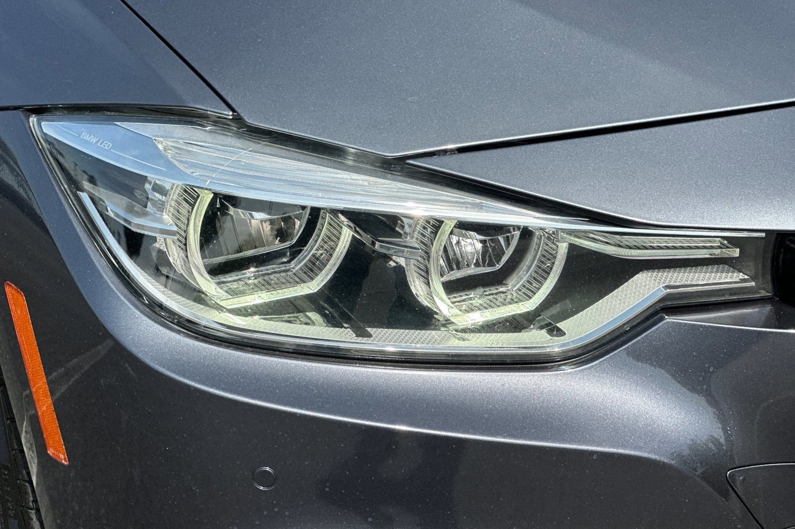 Used 2018 BMW 340i Sedan w/ Premium Package image 10