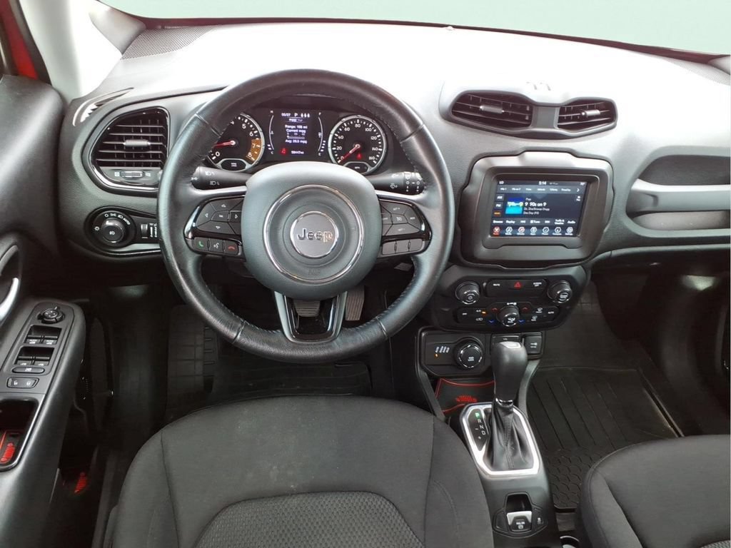 Certified 2019 Jeep Renegade Altitude w/ Quick Order Package 2XM AWD/4WD image 18