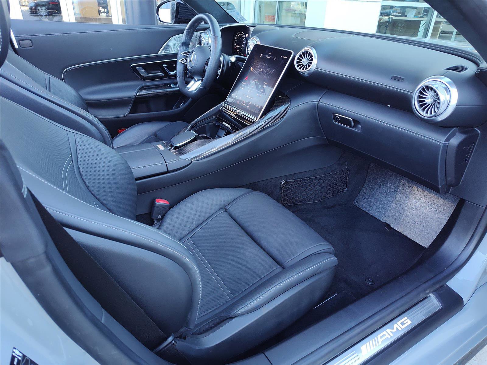 Used 2022 Mercedes-Benz SL 63 AMG 4MATIC image 22