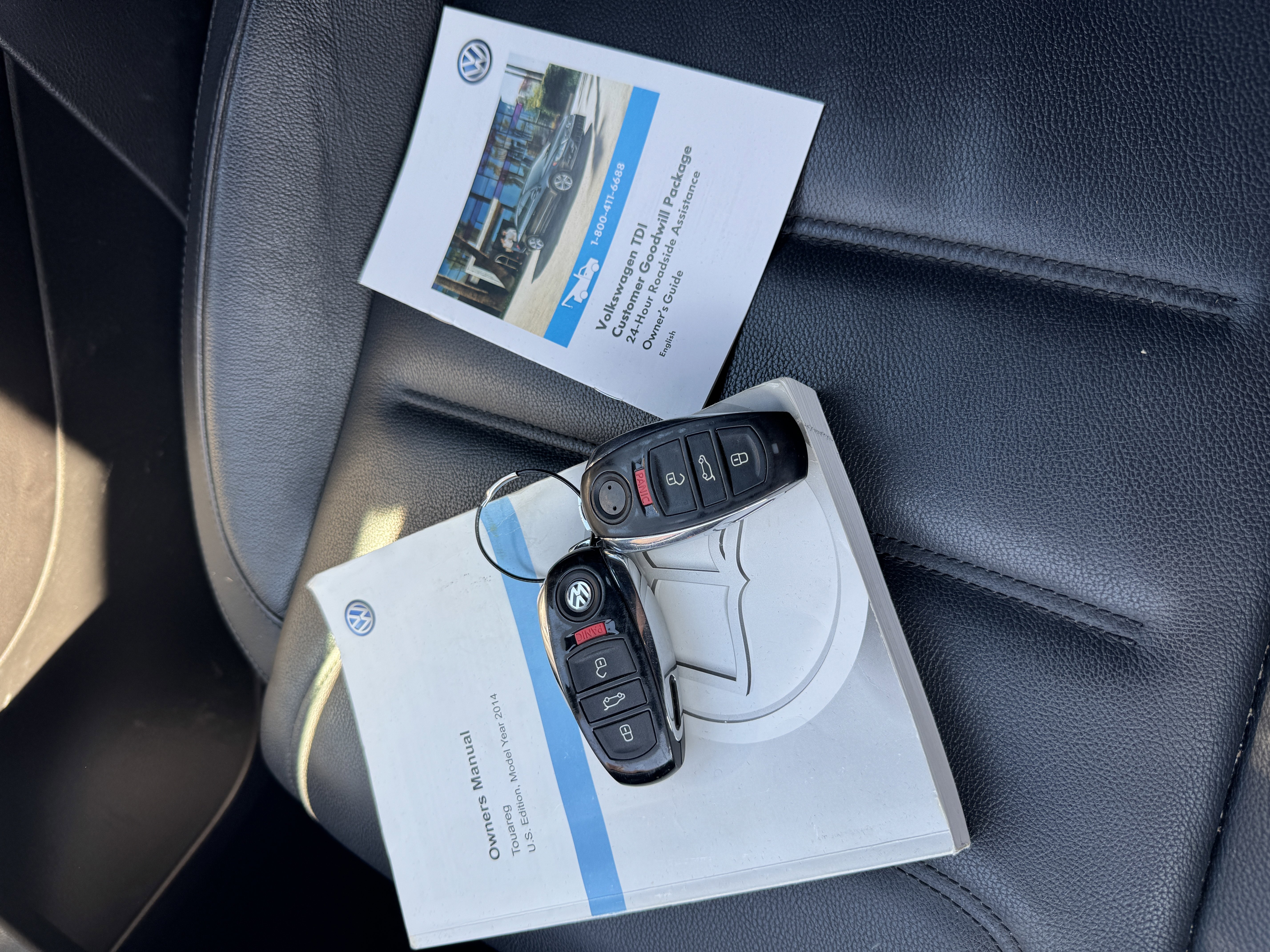 Used 2014 Volkswagen Touareg TDI image 35