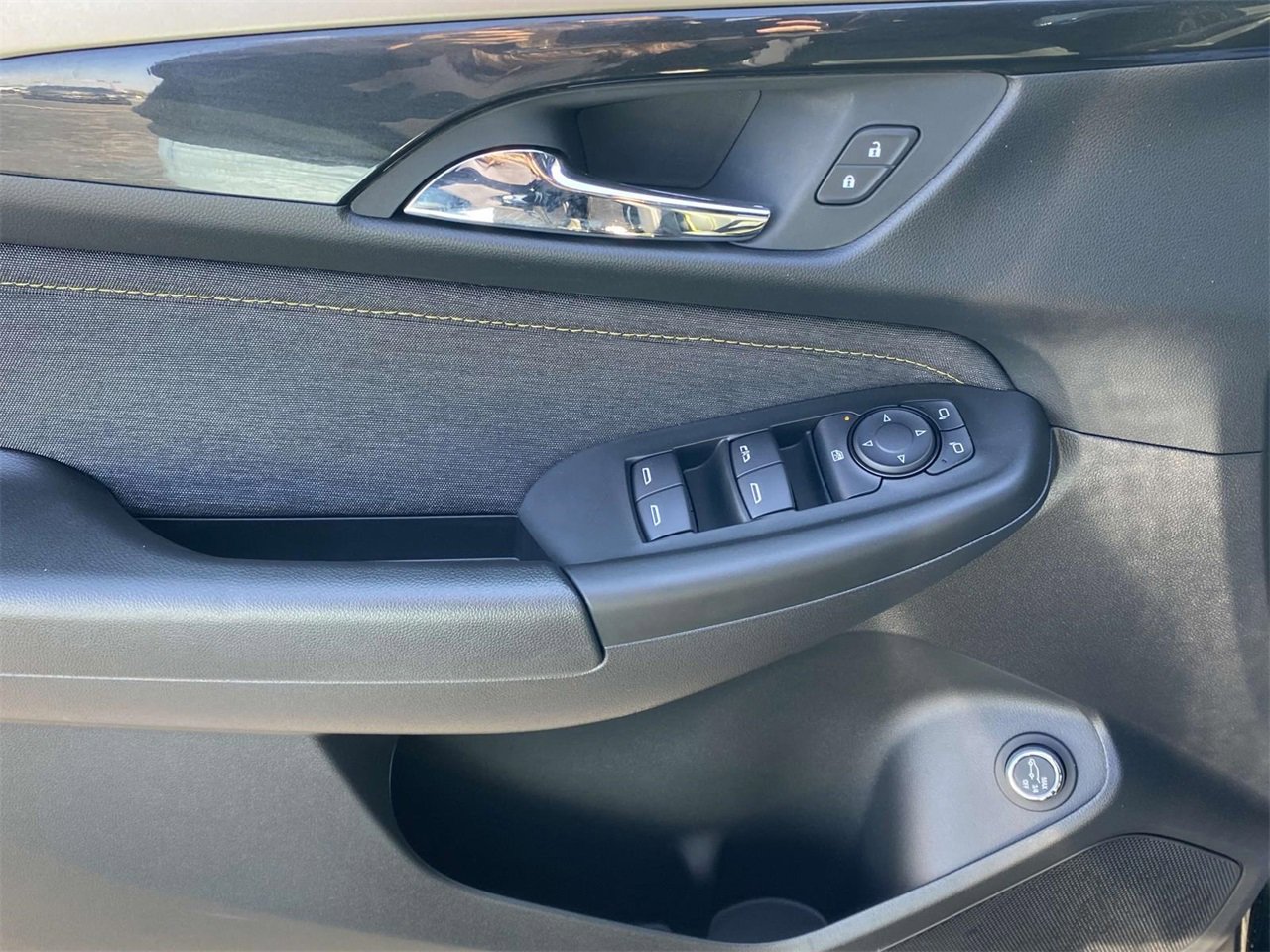 New 2025 Chevrolet TrailBlazer ACTIV w/ Convenience Package image 18