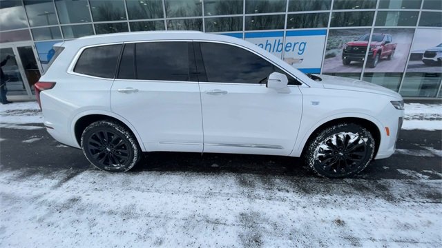 Certified 2024 Cadillac XT6 Luxury image 9