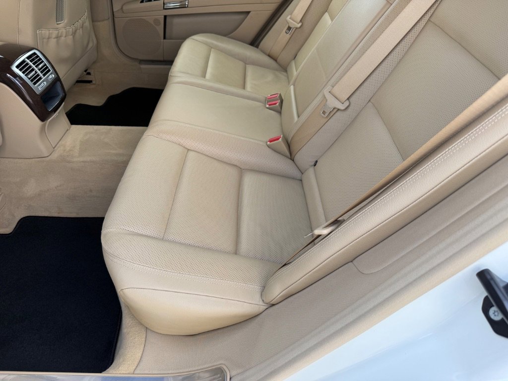 Used 2011 Mercedes-Benz S 400 w/ Sport Pkg image 43