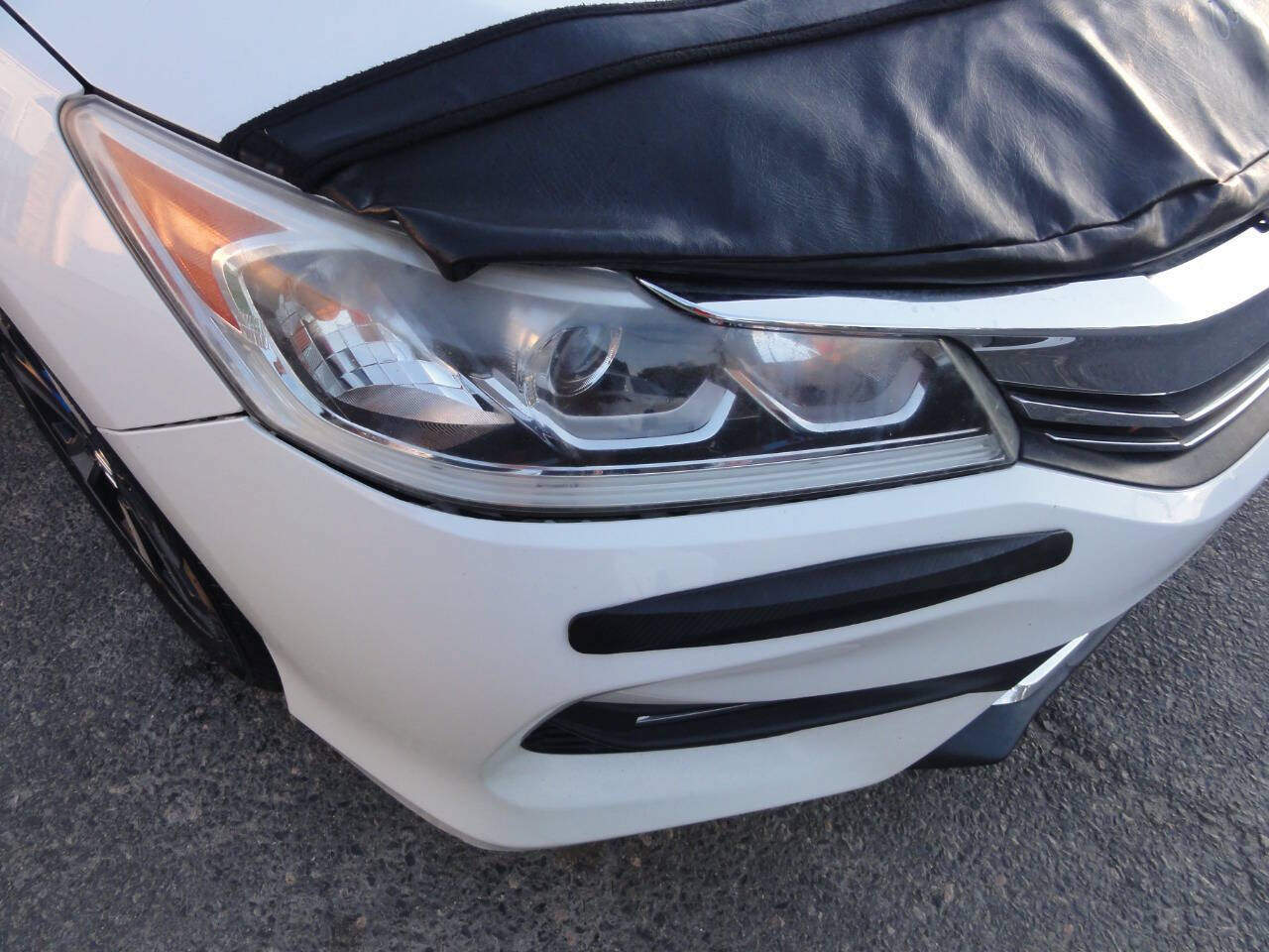 Used 2017 Honda Accord EX-L image 22