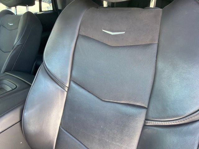 Used 2018 Cadillac Escalade Luxury RWD image 21