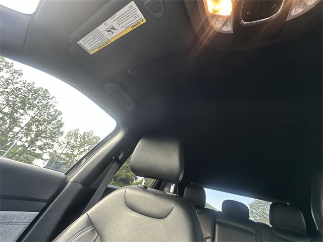 Used 2024 Jeep Compass Latitude image 15