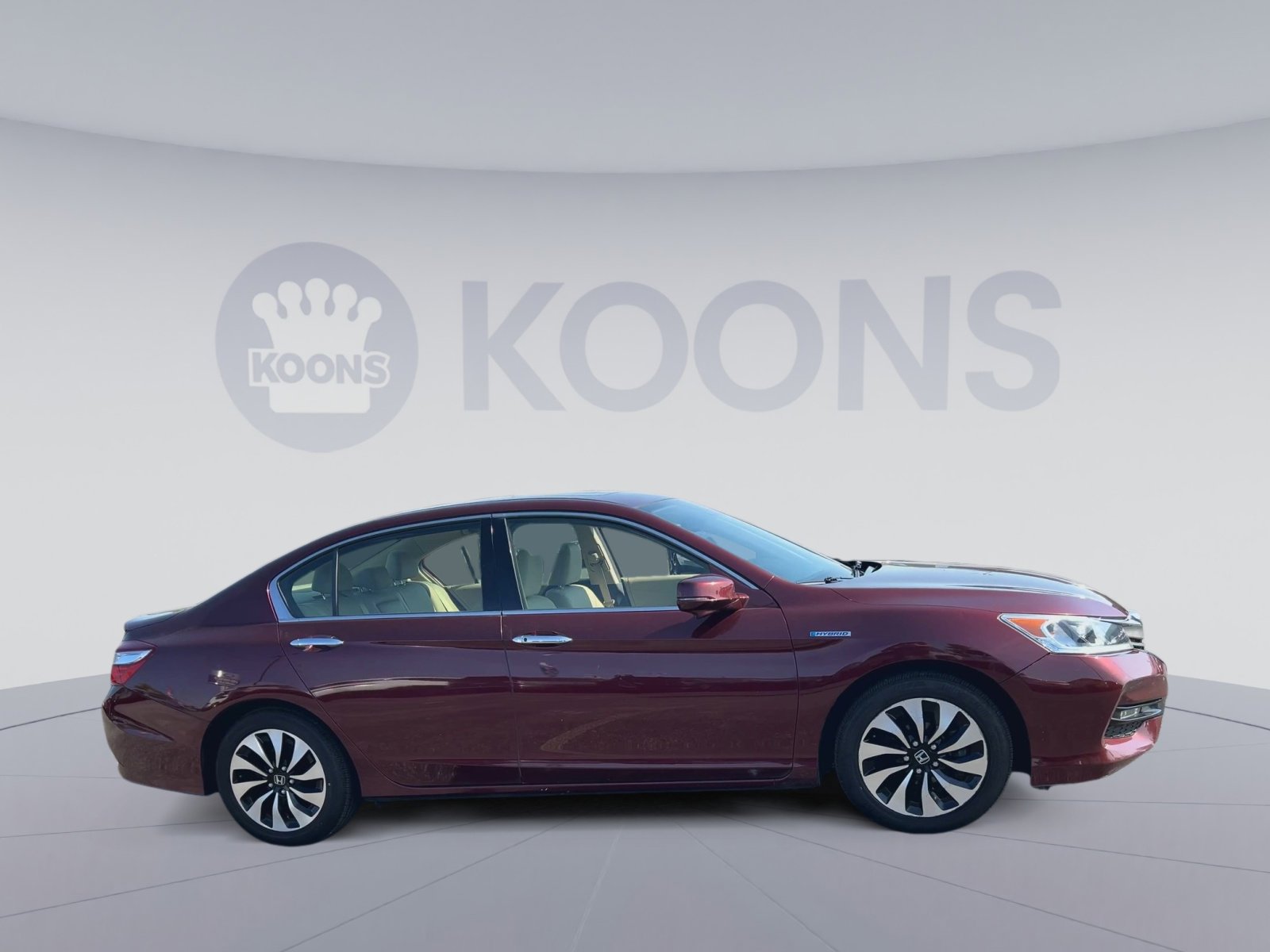 Used 2017 Honda Accord EX-L image 2