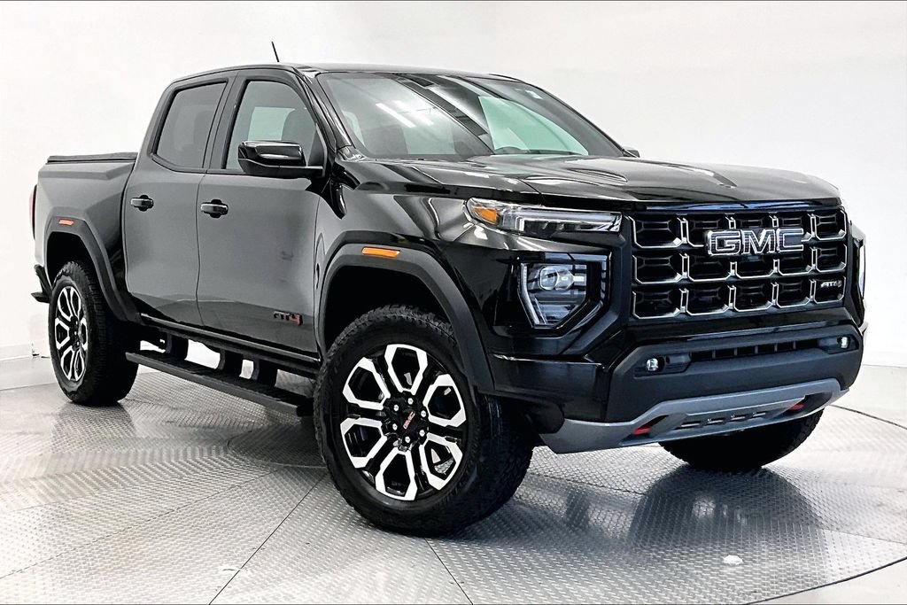 Used 2026 GMC Canyon AT4 w/ Nightfall Essentials Package AWD/4WD image 11