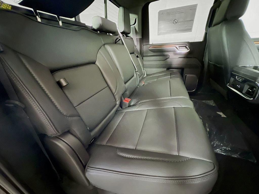 New 2026 GMC Sierra 3500 Denali w/ Denali Reserve Package image 19