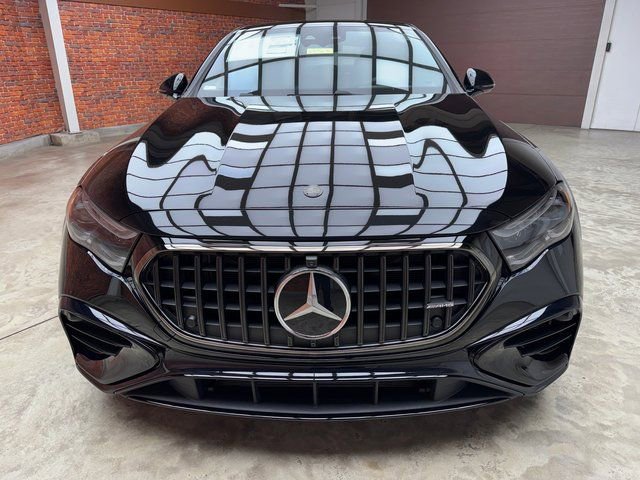 New 2026 Mercedes-Benz E 53 AMG e 4MATIC Sedan image 8