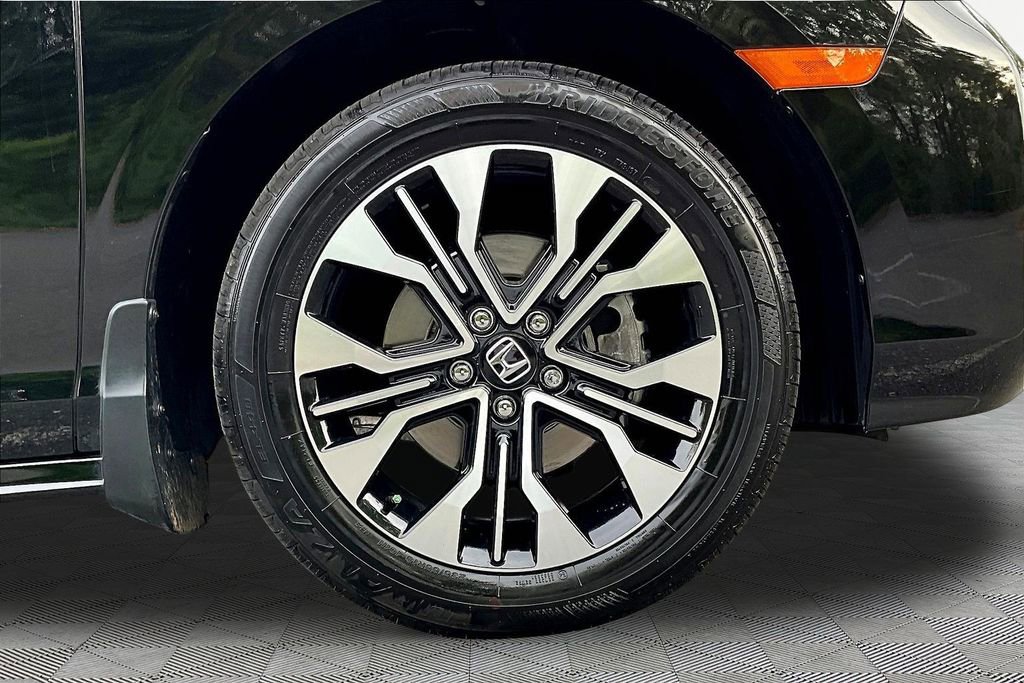 Used 2025 Honda Odyssey Elite image 25