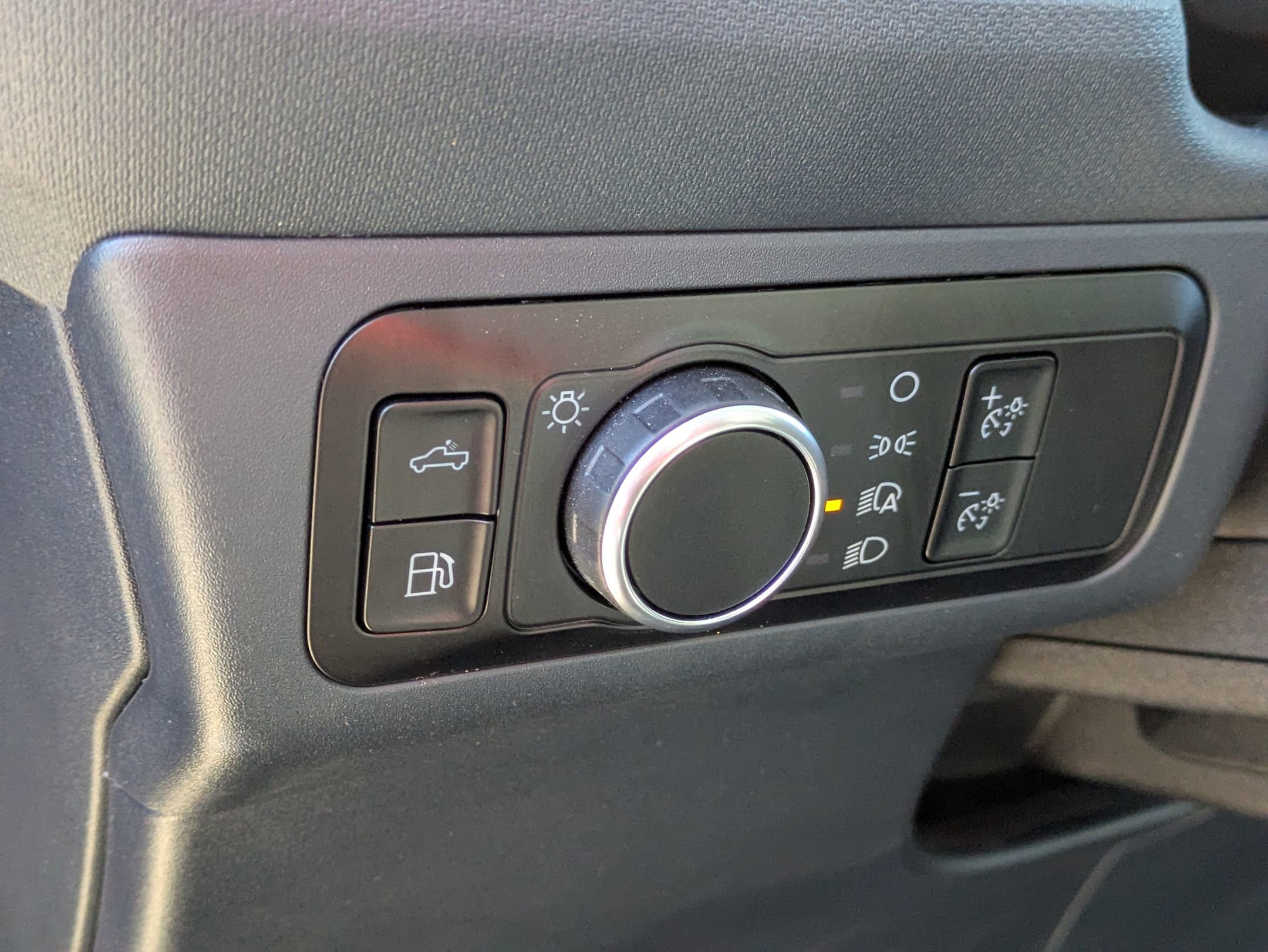 Certified 2024 Ford Maverick XLT image 17