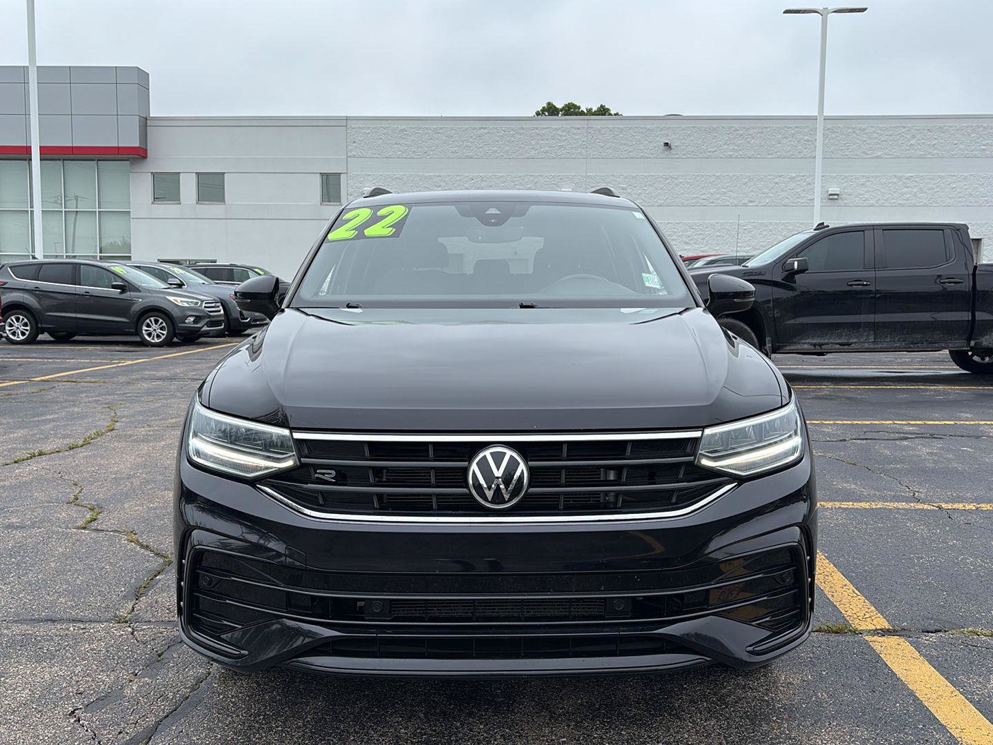 Used 2022 Volkswagen Tiguan SE R-Line AWD/4WD image 29