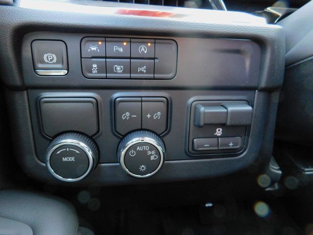 New 2026 Chevrolet Suburban LS w/ LPO, Dark Essentials Package image 24