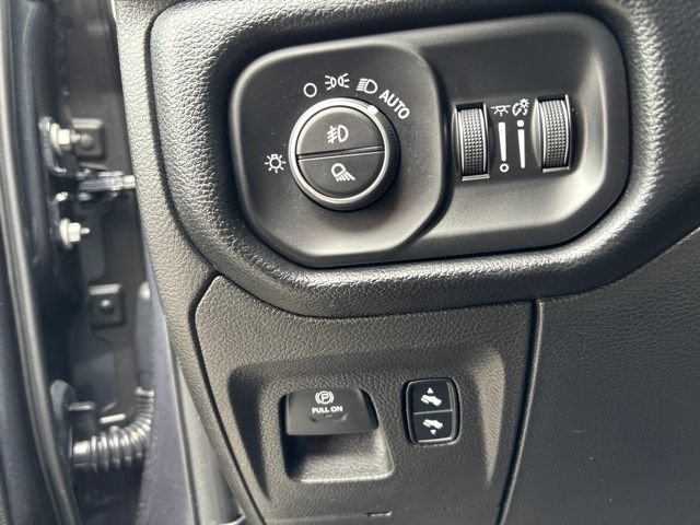 Used 2019 RAM 1500 Big Horn AWD/4WD image 17