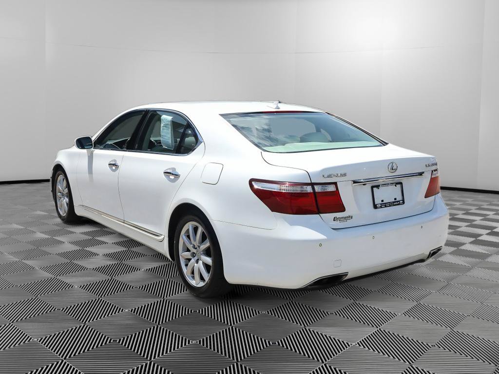 Used 2007 Lexus LS 460 L RWD image 5