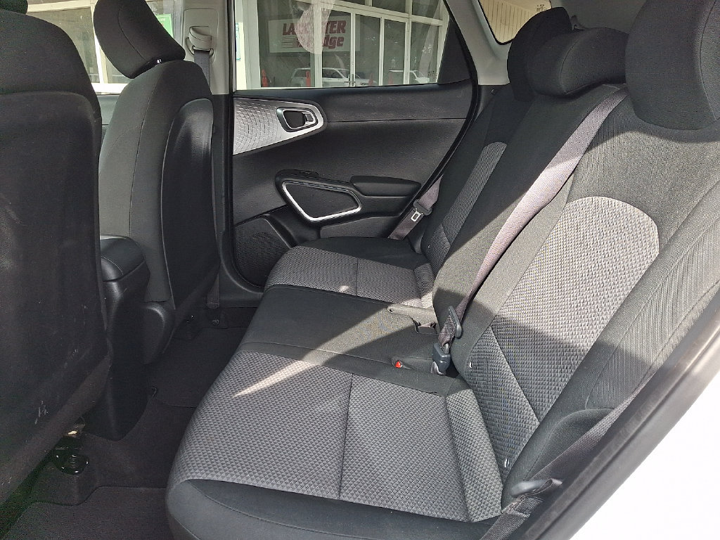 Used 2020 Kia Soul LX FWD image 11