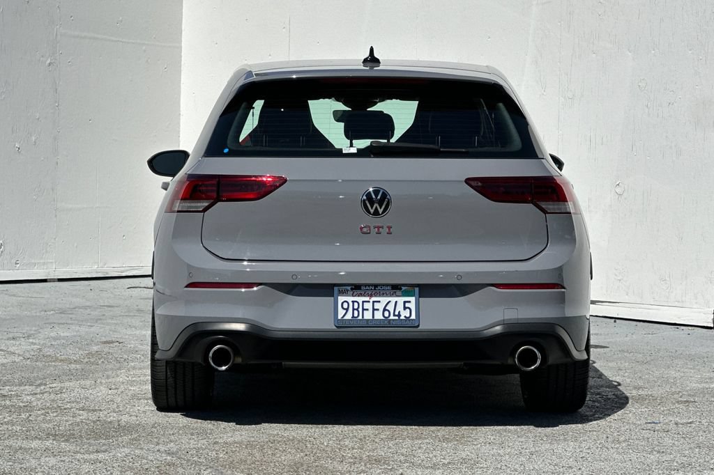 Used 2022 Volkswagen GTI Autobahn FWD image 4