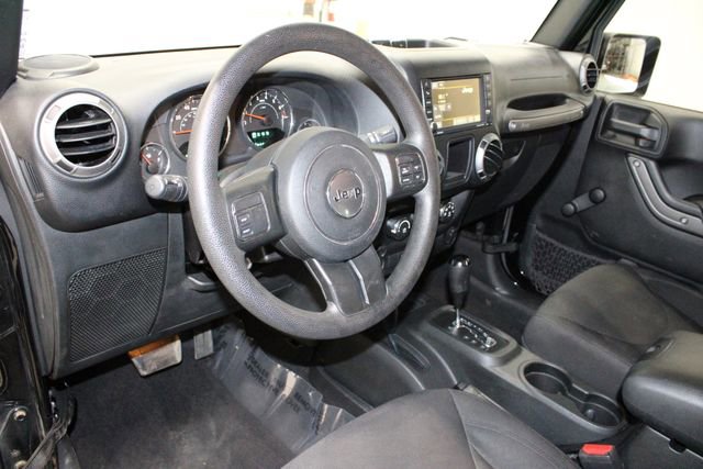 Used 2016 Jeep Wrangler Unlimited Sport image 18